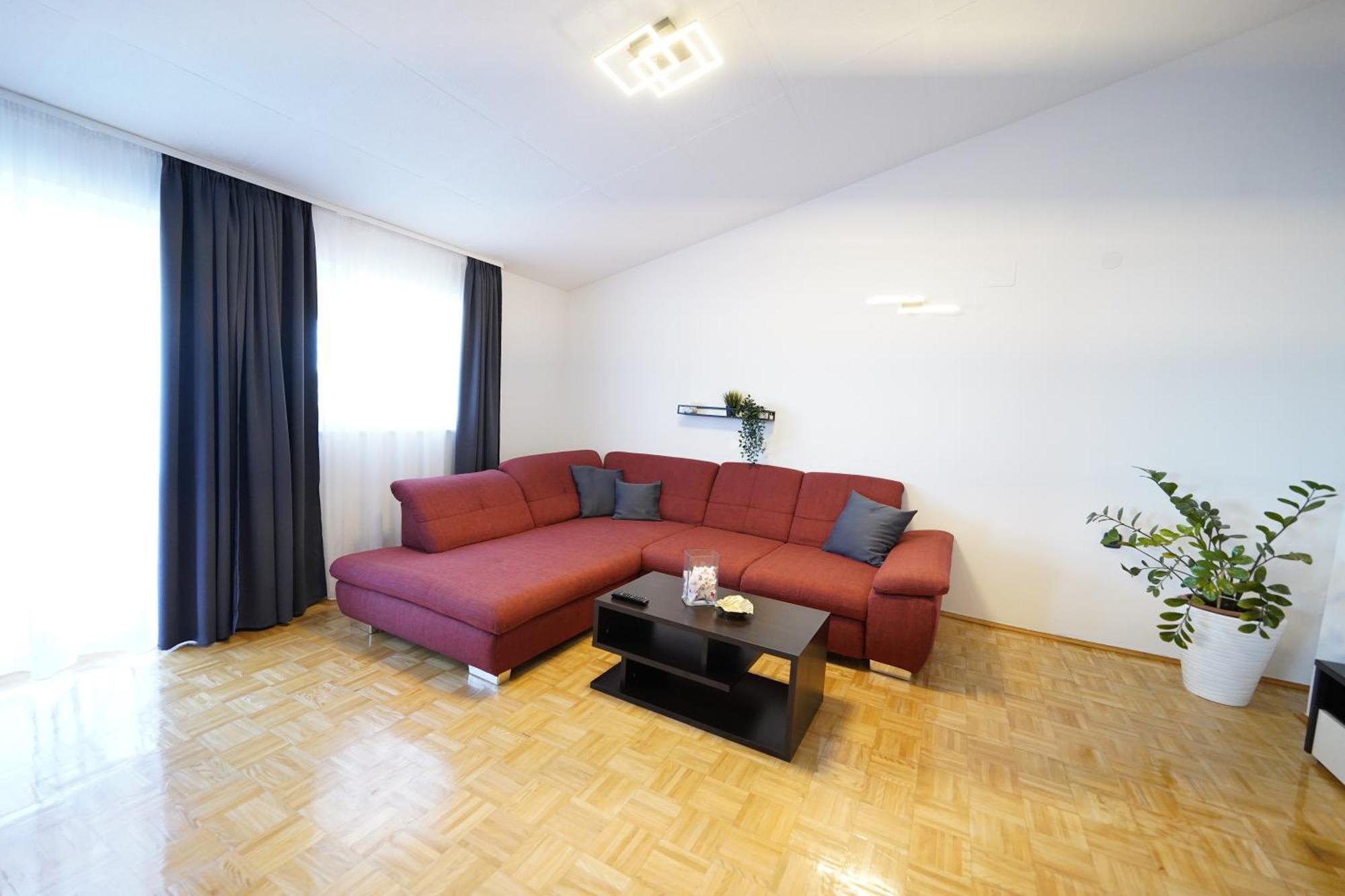 Apartments Loncar-Near Zrce Beach 诺瓦利娅 外观 照片